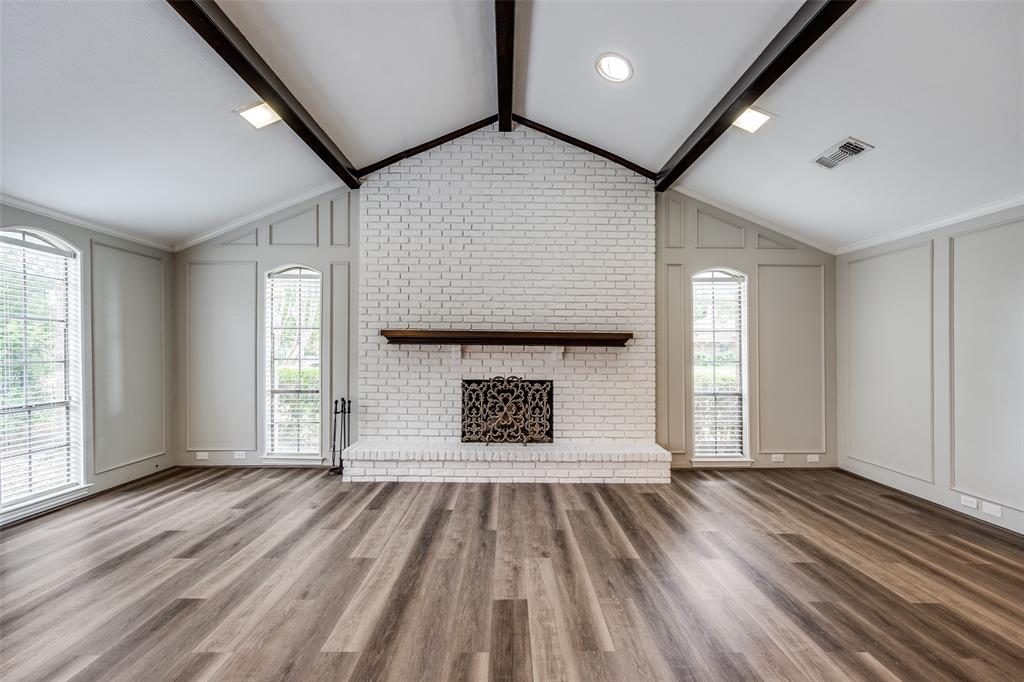 9742 Amberley Drive