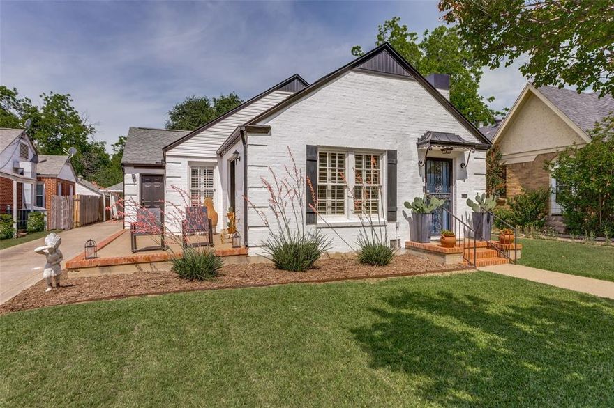 Beautiful 1936 home in the historical district of Fort Worth with modern updates. A perfect blend of location and charm.  Located in the Arlington Heights area on a tree lined street. Close to Downtown, cultural district, Botanical Gardens, restaurants, museums, Central Market, Dickie’s arena.  
Custom plantation shutters, crown molding, beautiful original hardwood floors and original mailbox built into wall. Original tile in bathroom, updated kitchen with stainless steel appliances.  Open layout with natural light and formal dining area. French doors leading to the welcoming side porch to enjoy your morning coffee or evening relaxation. Detached garage plus additional area for workshop, flex room or possible office. Carport and large welcoming backyard, sprinkler system. Walkable distance to South Hi-mount elementary and Stripling middle school.