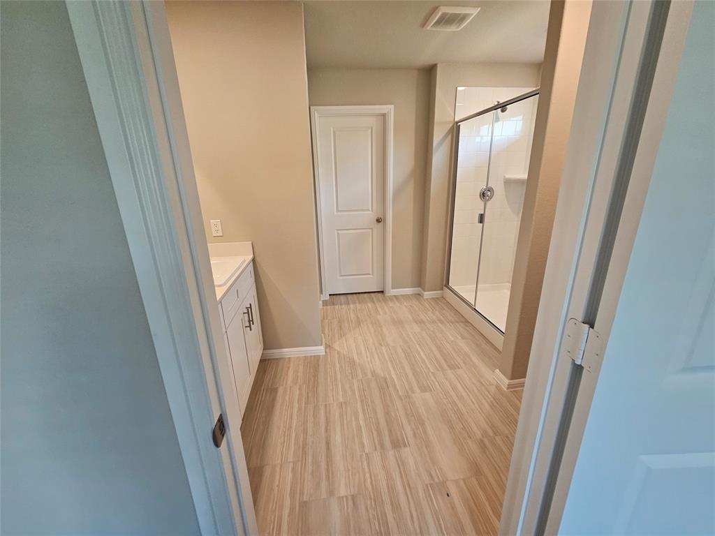 Sandy Beach - Residential Lease