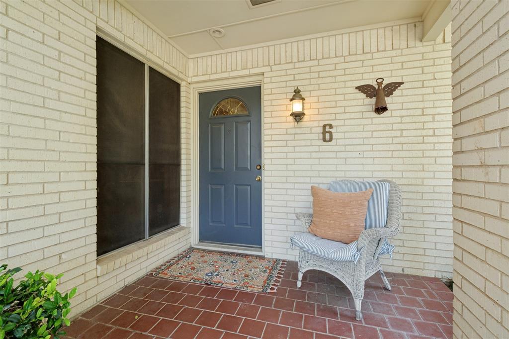 6 Crosslands Road