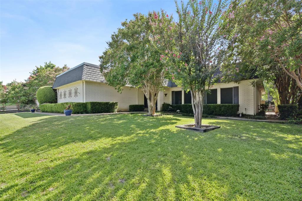 6 Crosslands Road