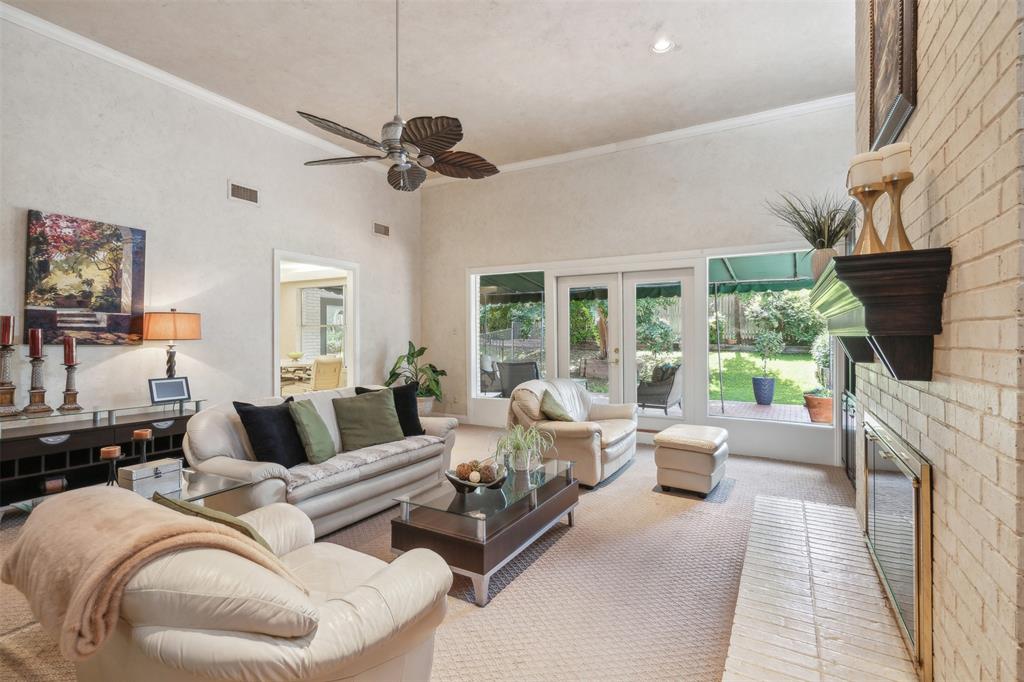 6 Crosslands Road
