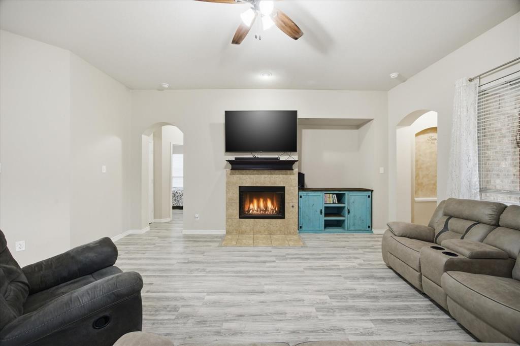 Woodbridge Ph 06 - Residential