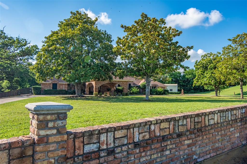 139 Golden Rd.