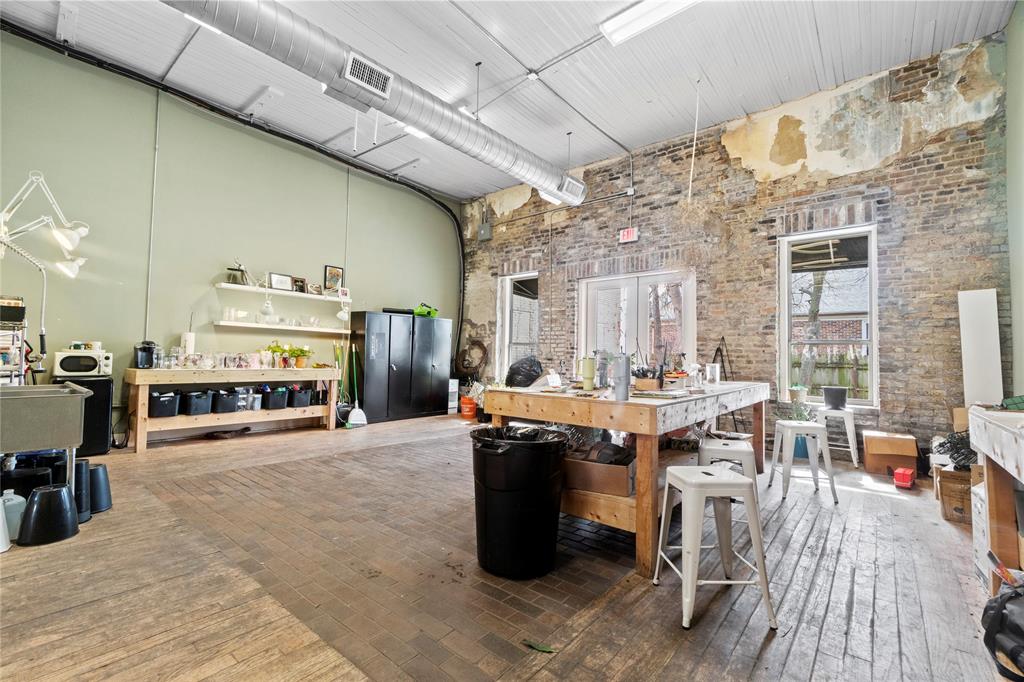 Original Cleburn - Commercial Sale