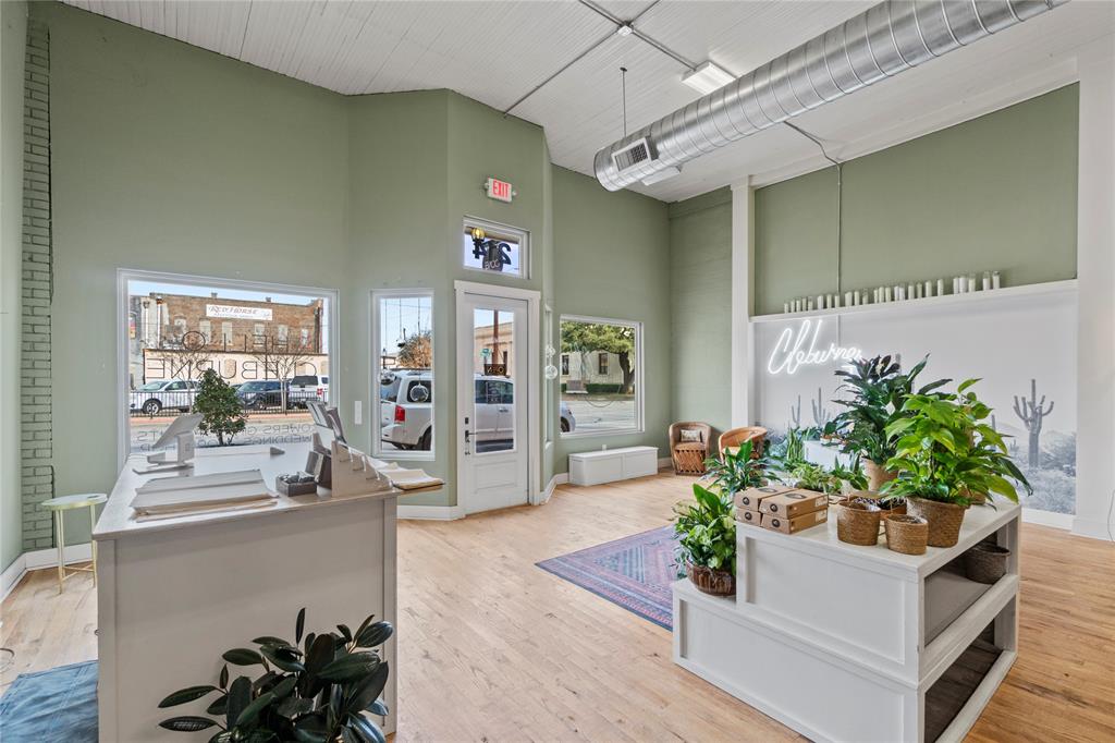 Original Cleburn - Commercial Sale