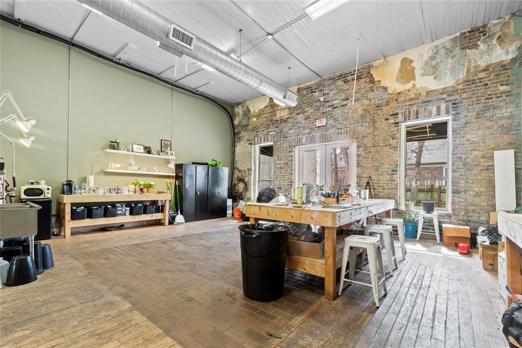 Original Cleburn - Commercial Sale