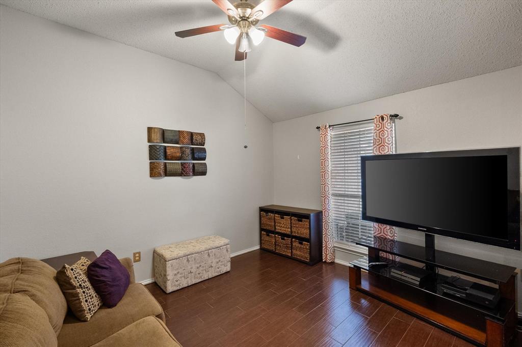 1608 Crestmeadow Lane