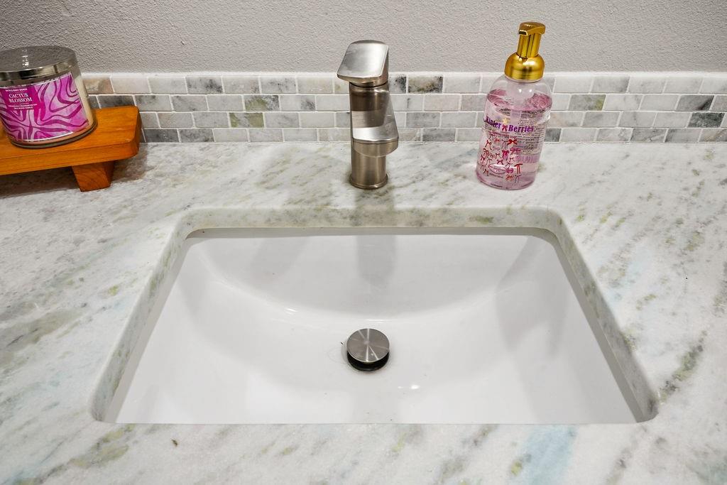 E D Chinneth SRVY A-147 - Residential