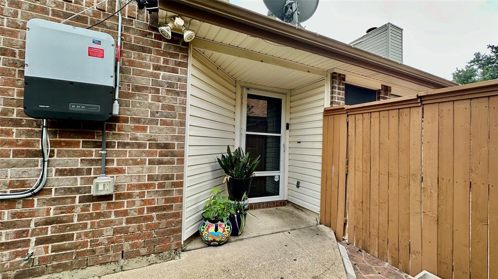 924 S Old Orchard Lane