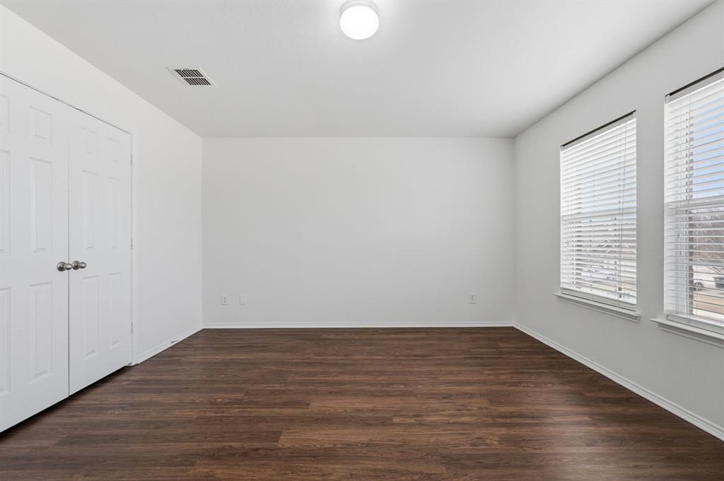 Village Wakefield Ph 01 - Residential