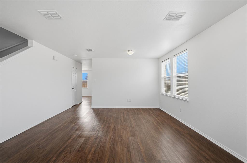 Village Wakefield Ph 01 - Residential