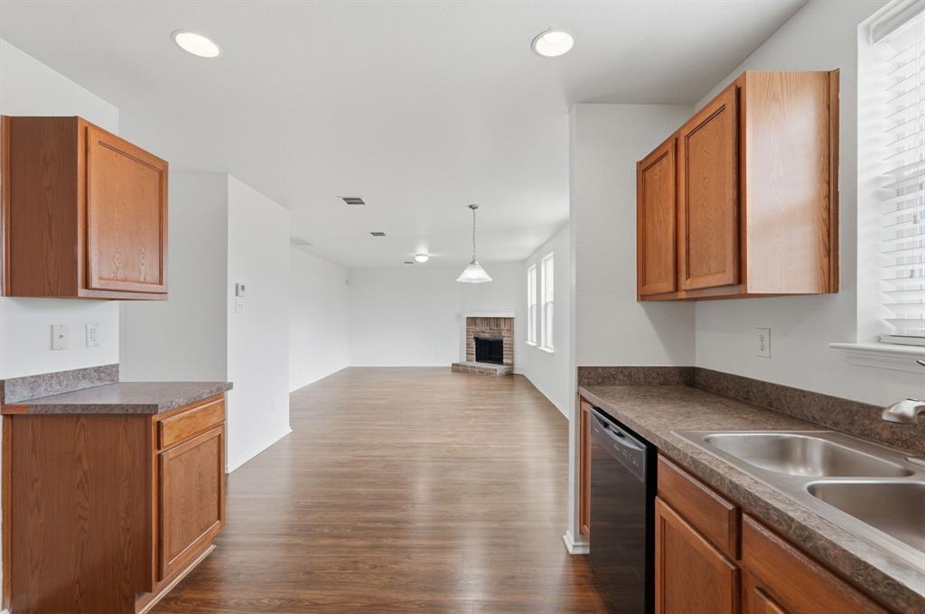 Village Wakefield Ph 01 - Residential