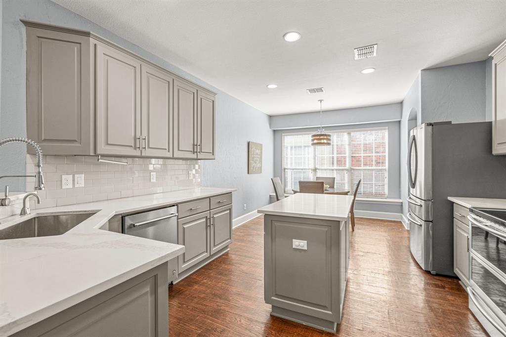 2433 Mallard Drive
