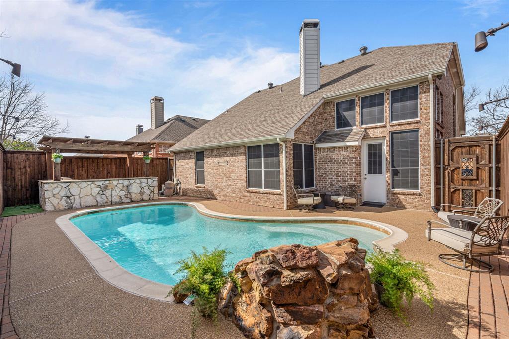 2433 Mallard Drive