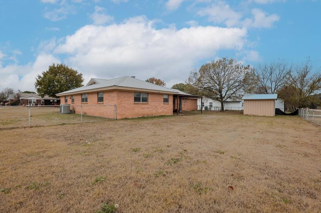 Johnson Qtr Acre - Residential