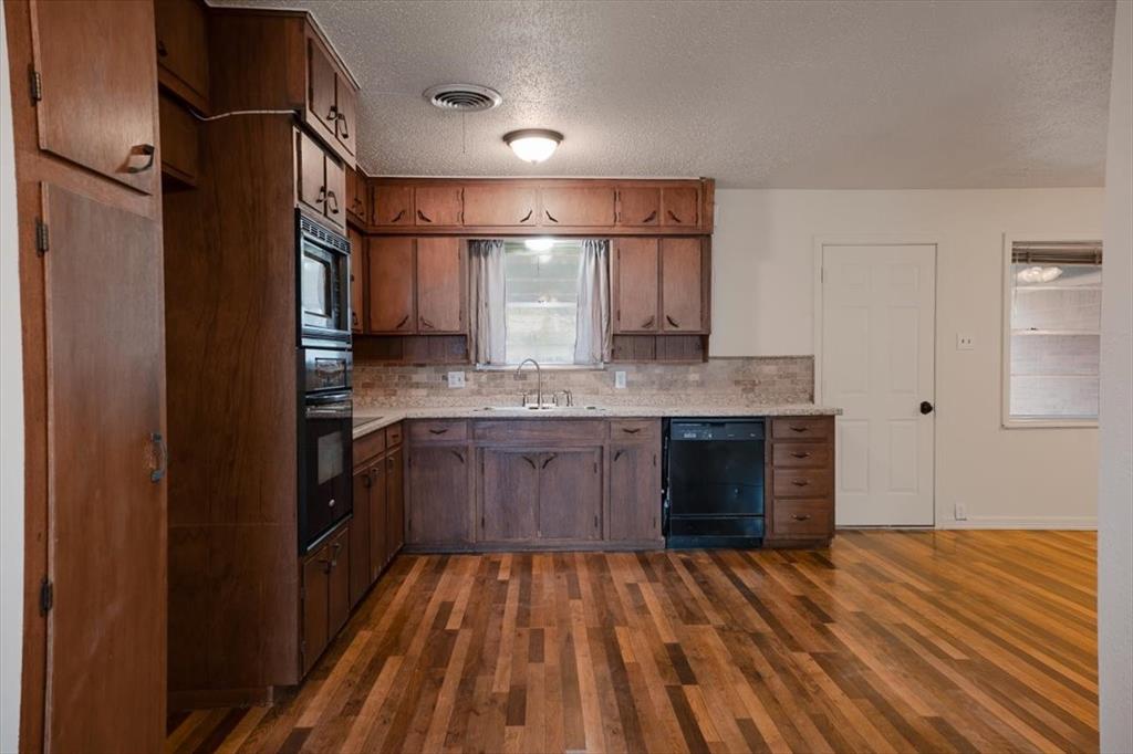 Johnson Qtr Acre - Residential