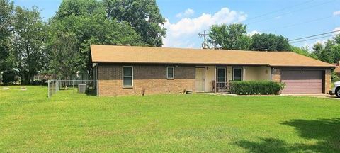 A home in Azle