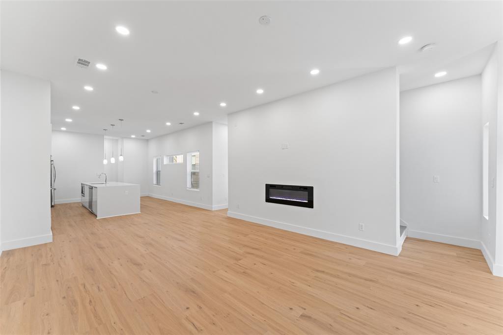 Z E Coombs West End - Residential