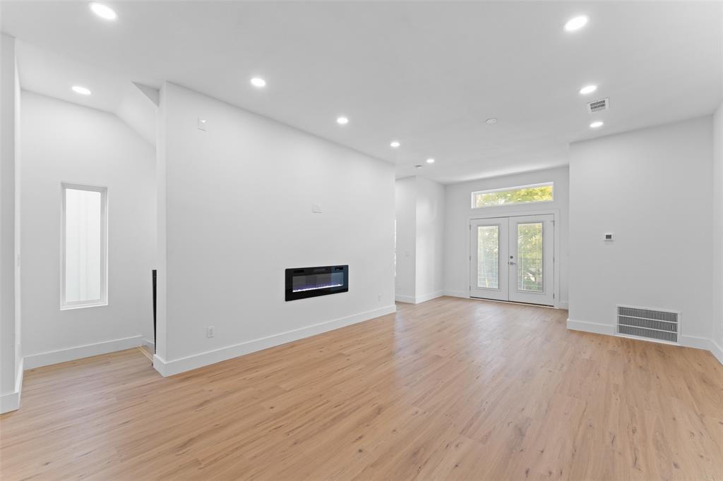 Z E Coombs West End - Residential