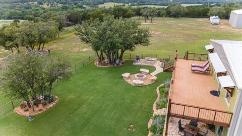 A home in Glen Rose