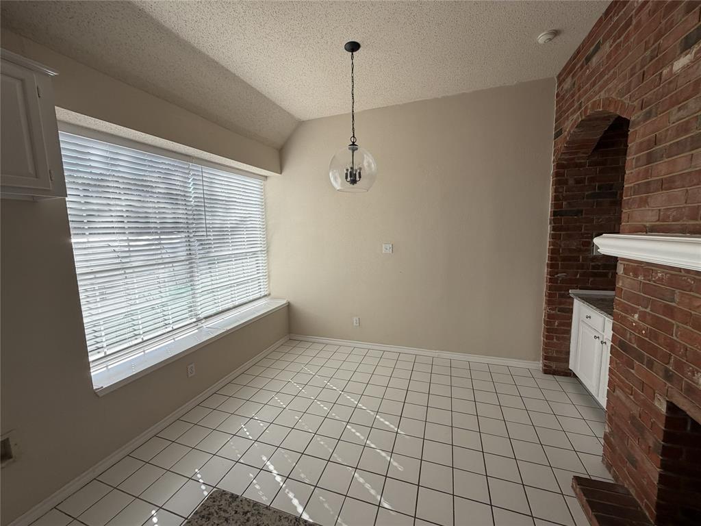 Oakwood Glen 03 - Residential Lease