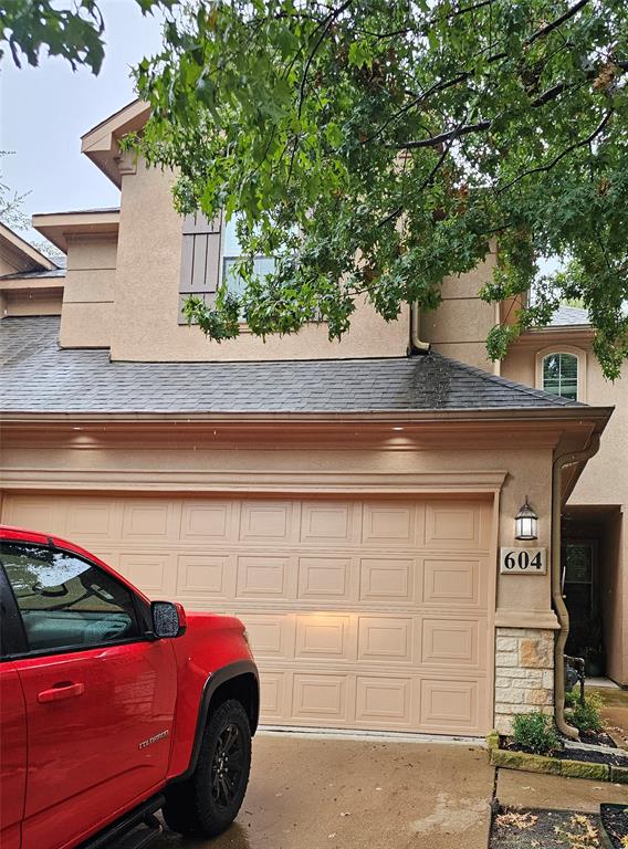 View Euless, TX 76039 townhome