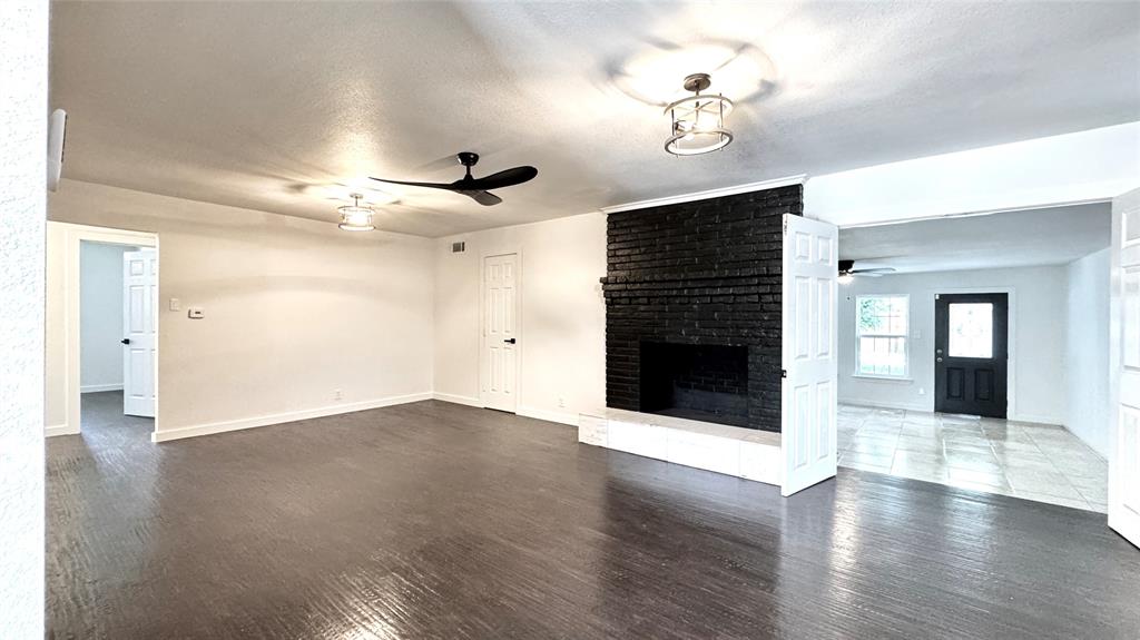 3315 Cedarcroft Lane