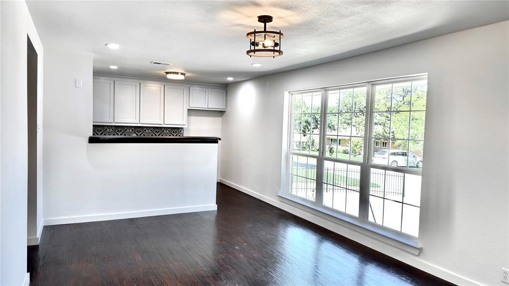 3315 Cedarcroft Lane