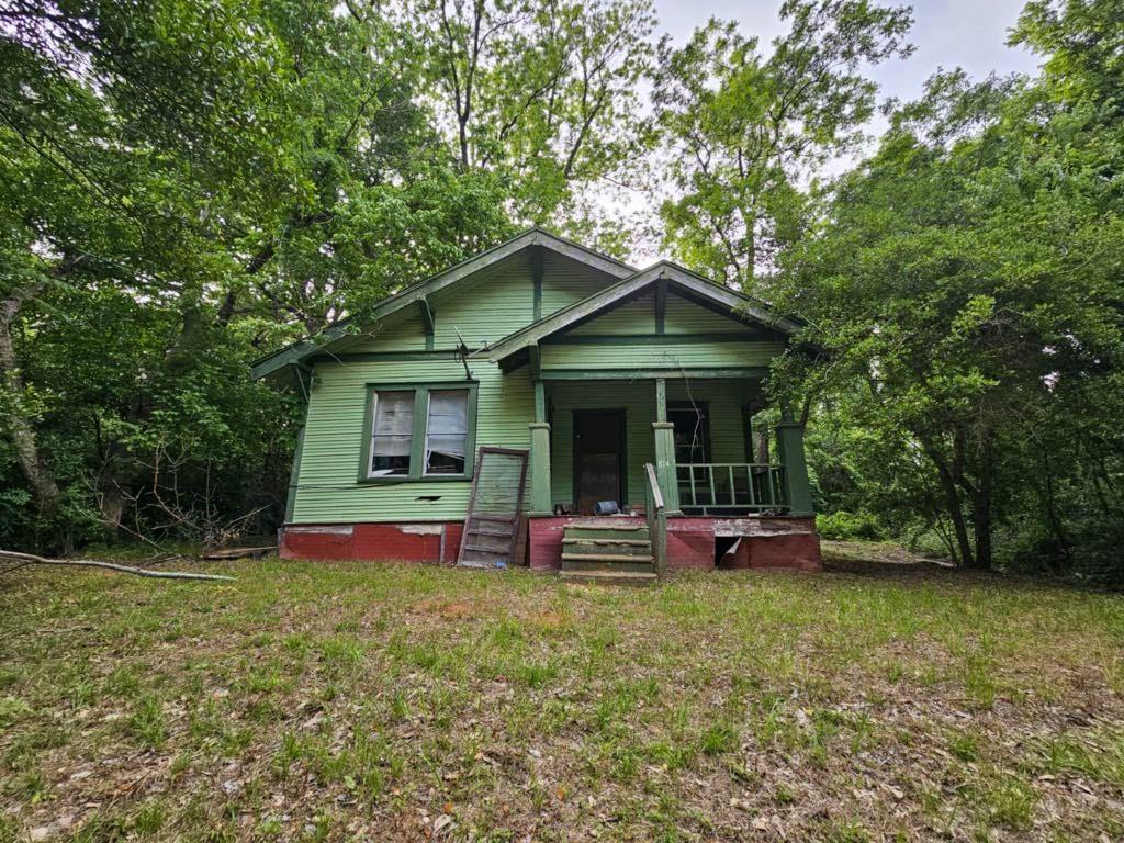 814 Moody Street