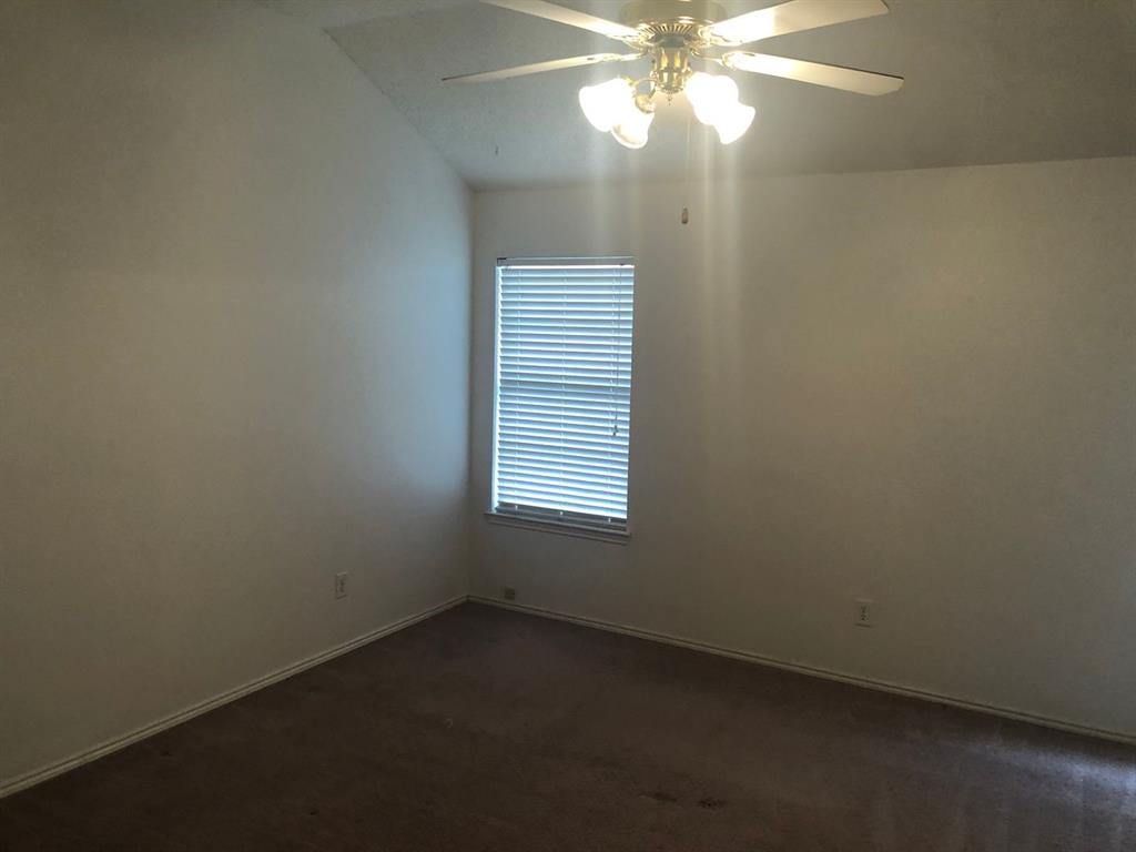 Villages Of Valley Creek 05 - Residential Lease