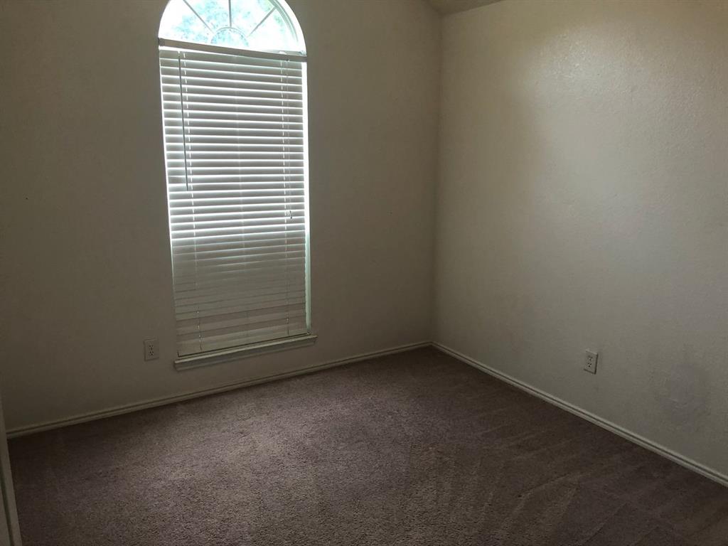 Villages Of Valley Creek 05 - Residential Lease