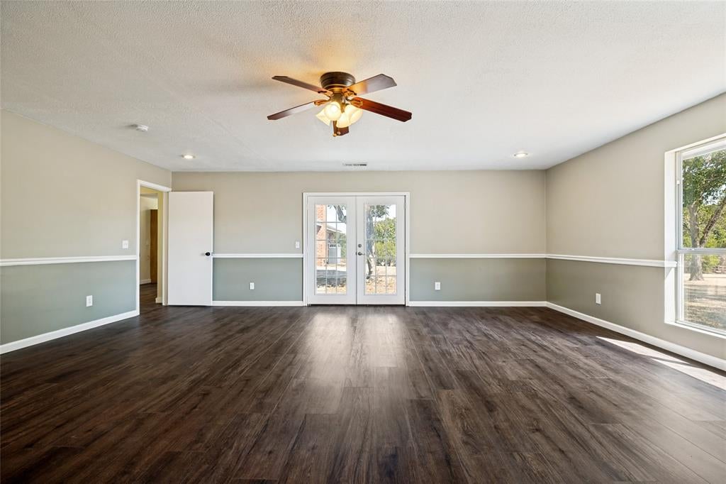 2406 County Road 852