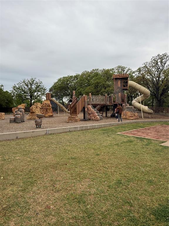 Crossing At Colleyville - Residential