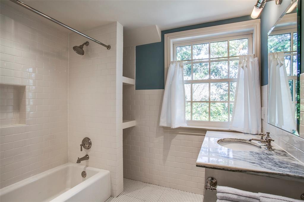 Gaston Place - Residential