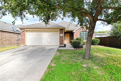 Photo of 1200 Pine Forest Drive, Princeton, TX 75407 (MLS # 21410604)