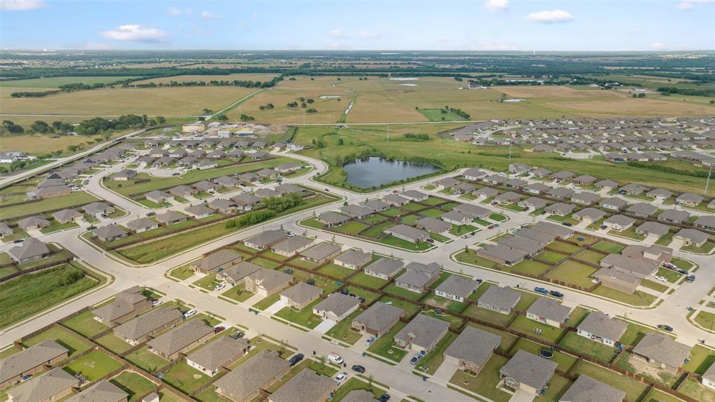 Magnolia Ph 8 - Residential