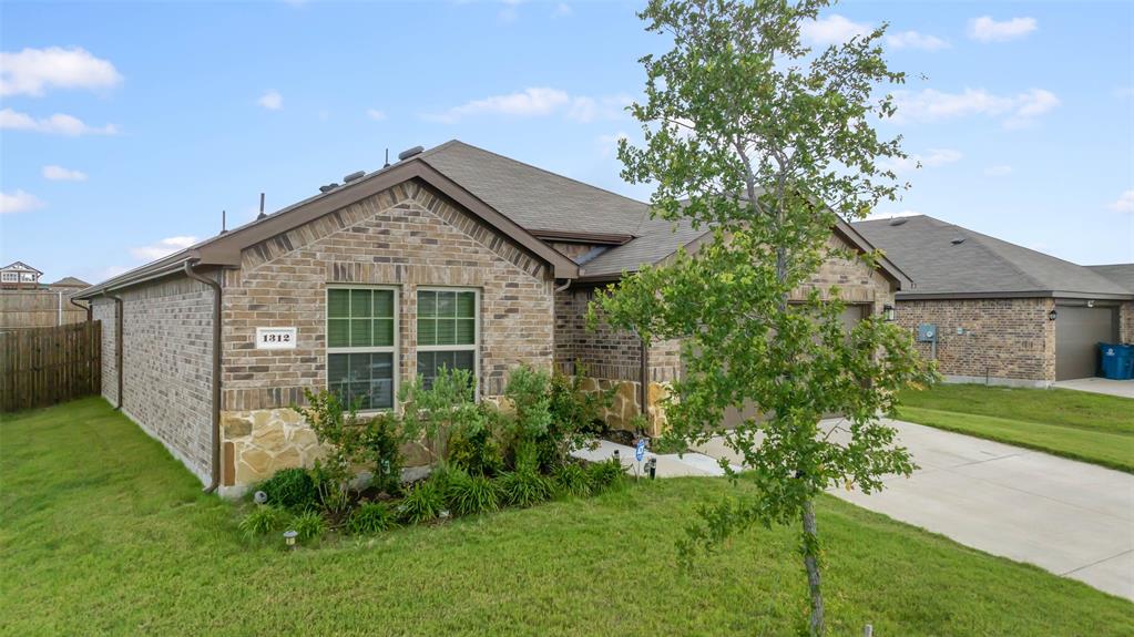 Magnolia Ph 8 - Residential