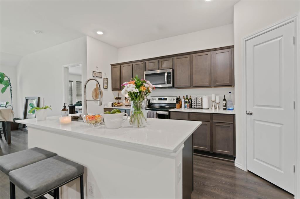 Magnolia Ph 8 - Residential