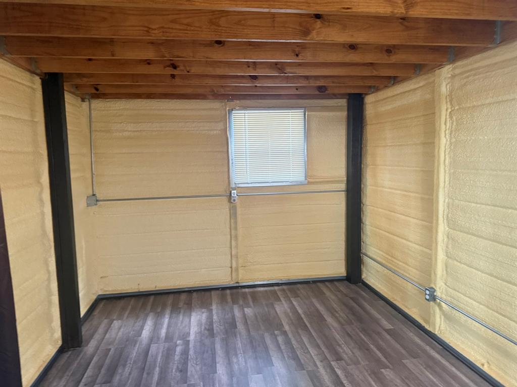 Clear Lakes, Zone 2 - Land