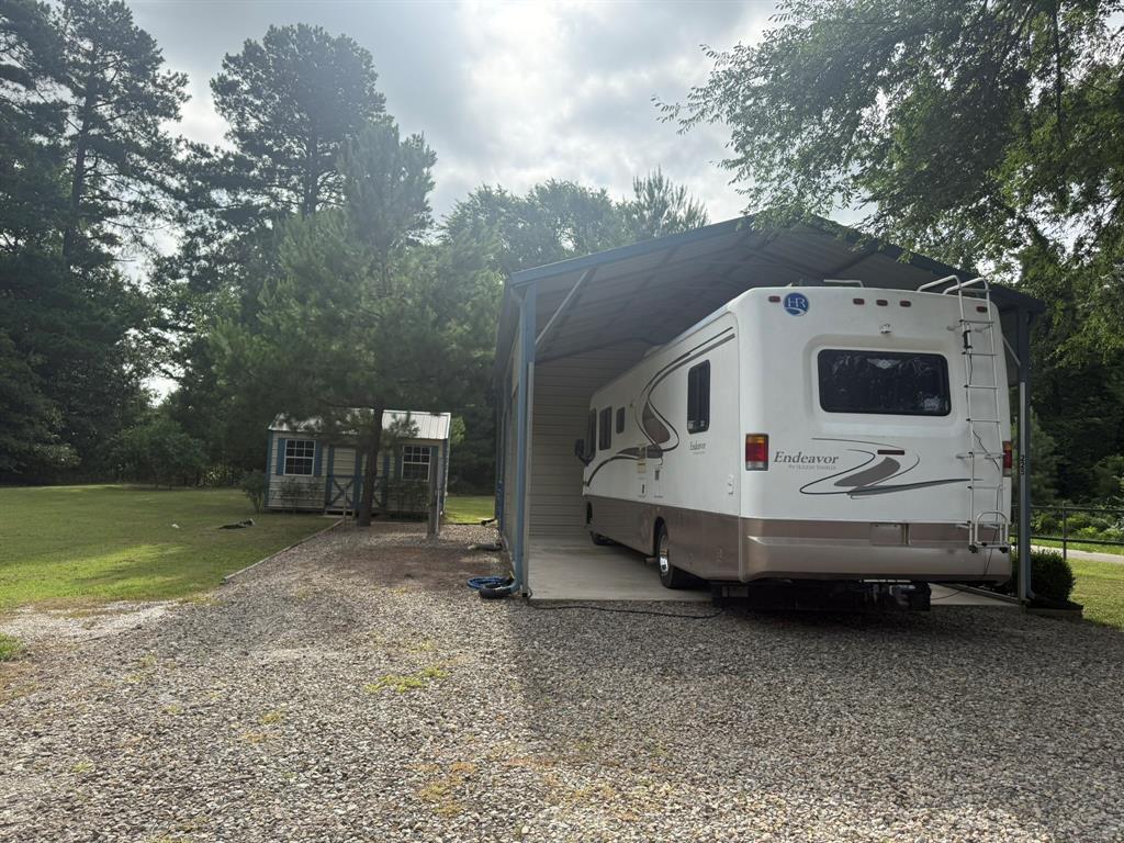 Clear Lakes, Zone 2 - Land