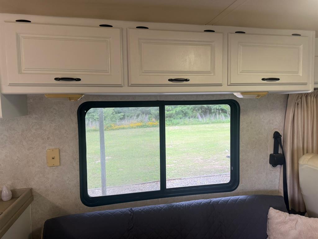 Clear Lakes, Zone 2 - Land