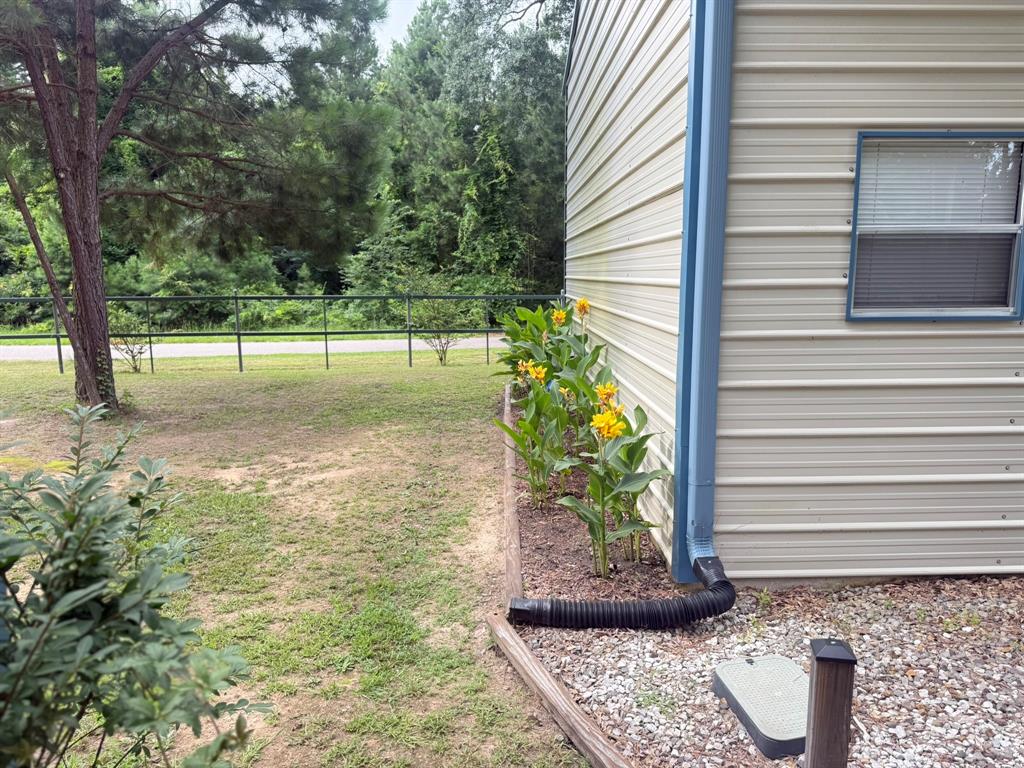 Clear Lakes, Zone 2 - Land