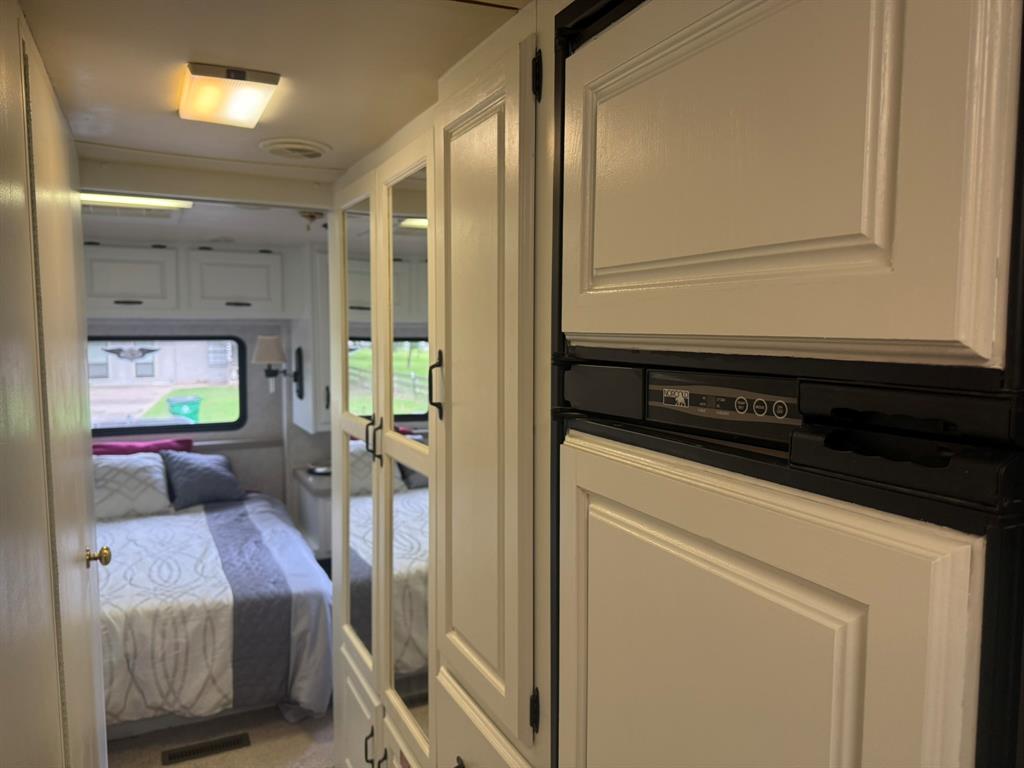 Clear Lakes, Zone 2 - Land