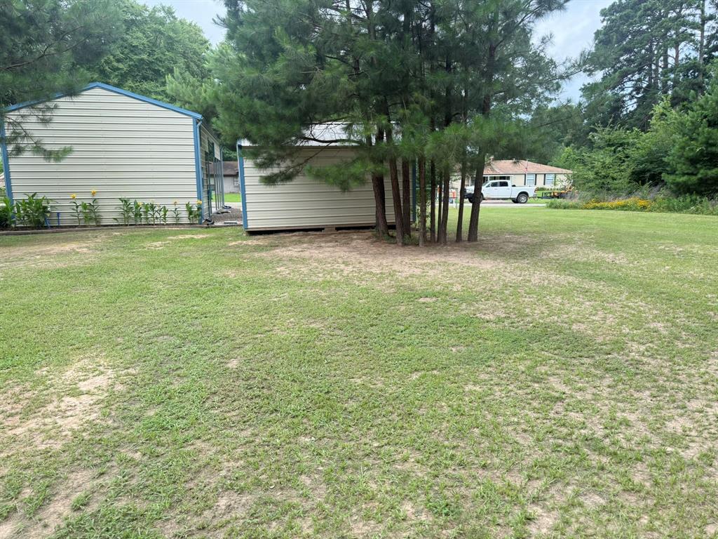 Clear Lakes, Zone 2 - Land