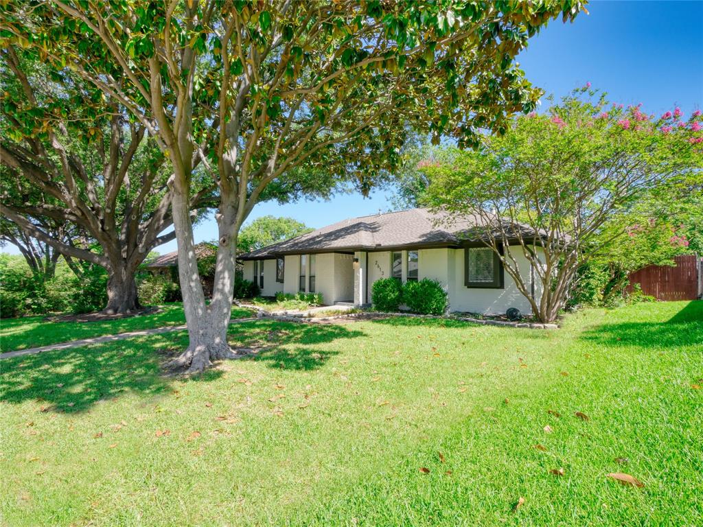 2613 Ramblewood Drive