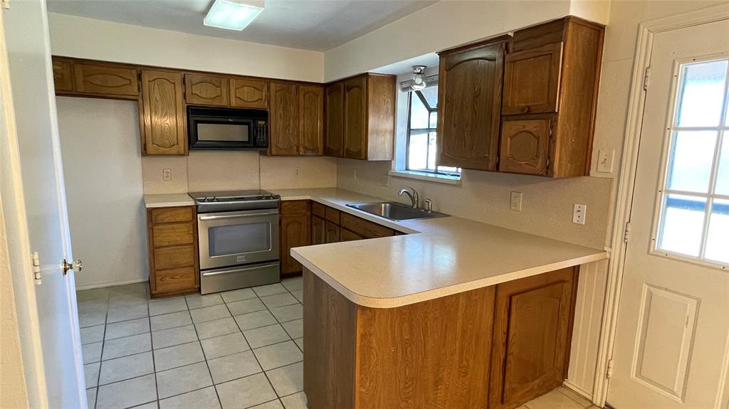 Meadowlands Add Keller - Residential Lease