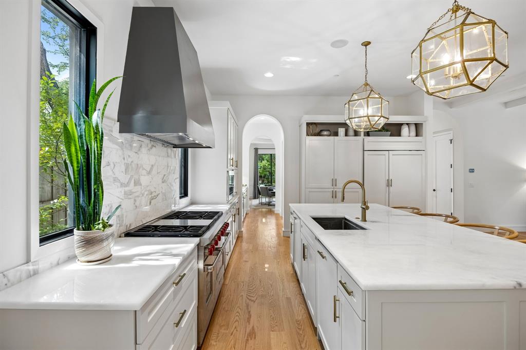 4437 Grassmere Lane
