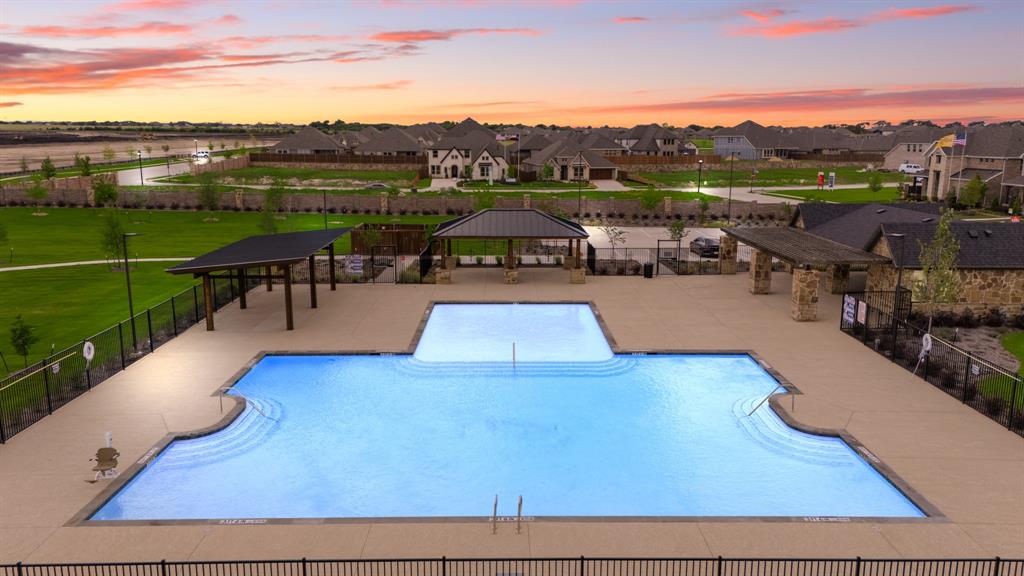 The Oaks - Residential