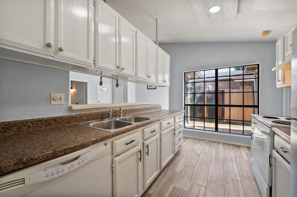 Park Square Rev - Residential